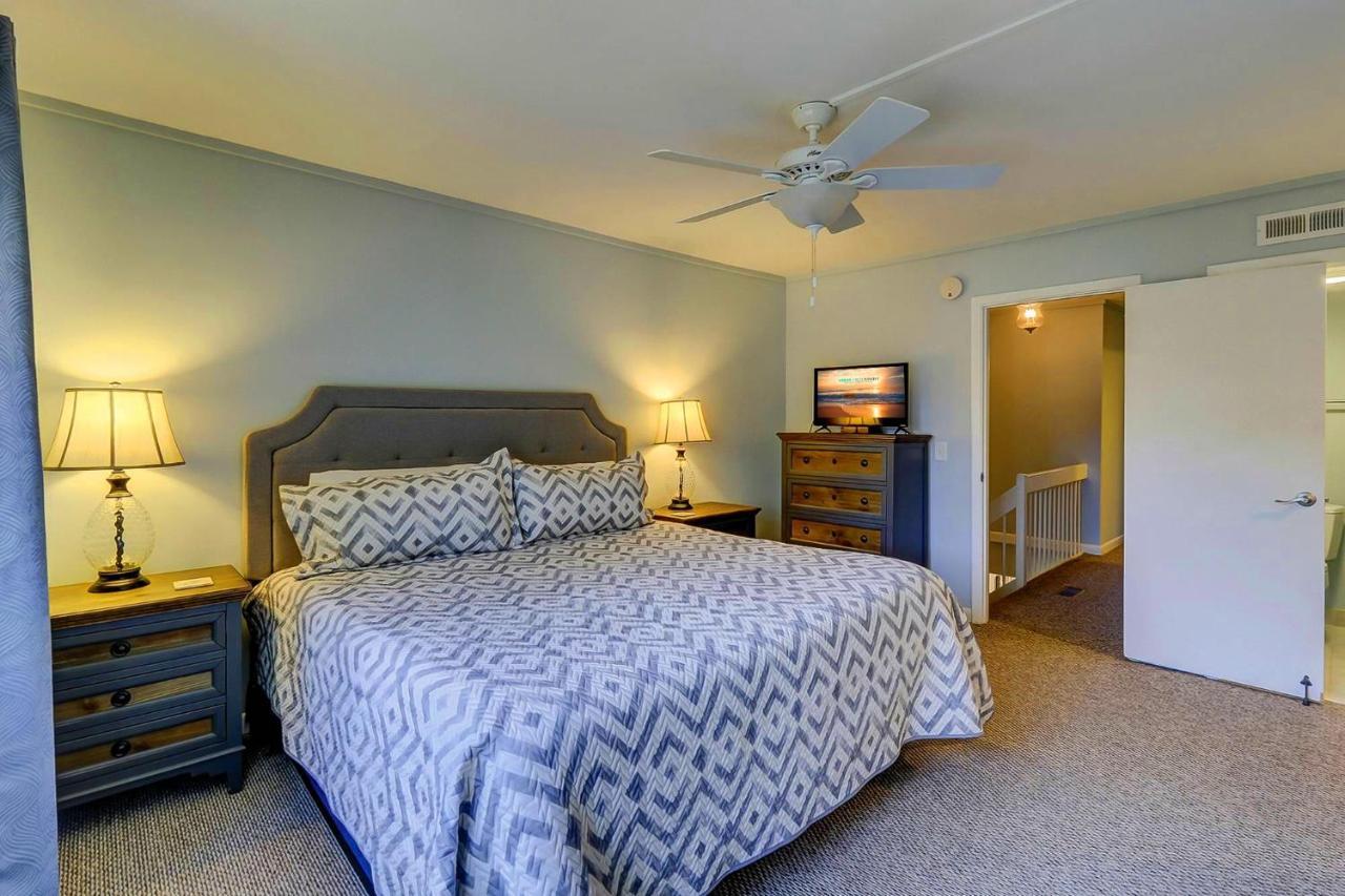 Ocean Villas Deluxe - Oceanfront Villa - Steps To Beach - Great Location - Heated Pool April Hilton Head Island Zewnętrze zdjęcie