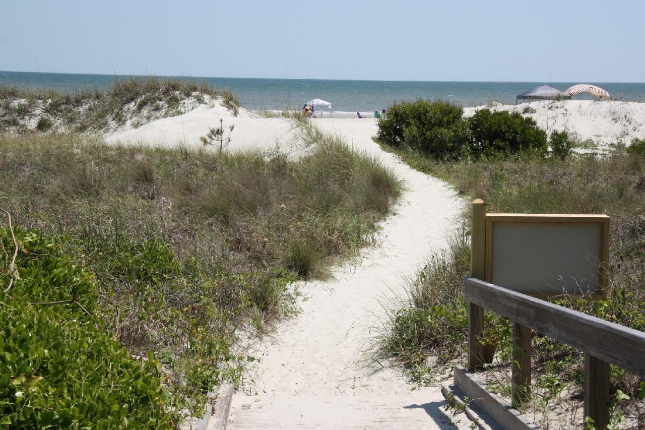 Ocean Villas Deluxe - Oceanfront Villa - Steps To Beach - Great Location - Heated Pool April Hilton Head Island Zewnętrze zdjęcie